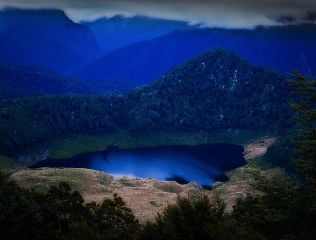 borland-12.jpg Lake above Grebe Valley, Fiordland